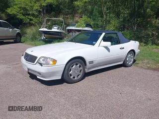 1994 Mercedes-Benz SL 5.0L z VIN WDBFA67E9RF096490, wystawiony jako IAAI lot #42377045 z przebiegiem 102 846 mil mil oraz . Historia ofert i sprzedaży dostępna na DreamBid. Obrazek 2.