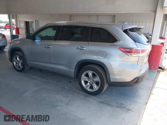 2015 Toyota Highlander Limited with VIN 5TDYKRFH4FS084294, listed as a IAAI auction lot 42588040 with 86,853 mi miles and . Bid and sale history available at DreamBid. Image 3.
