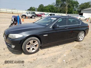 2012 BMW 5 Series 528i z VIN WBAXG5C5XCDW85651, wystawiony jako Copart lot #60638295 z przebiegiem 156 459 mil mil oraz Czysty tytuł • Clean title. Historia ofert i sprzedaży dostępna na DreamBid. Obrazek 1.