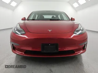2022 Tesla Model 3 z VIN 5YJ3E1EA2NF291325, wystawiony jako Copart lot #60172435 z przebiegiem 128 928 mil mil oraz Czysty tytuł • Clean title. Historia ofert i sprzedaży dostępna na DreamBid. Obrazek 5.