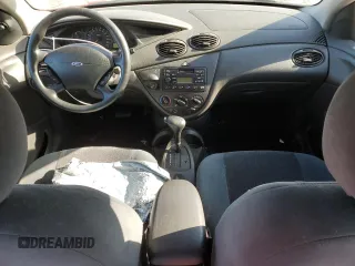 2000 Ford Focus SE with VIN 1FAFP34P6YW379616, listed as a Copart auction lot 52353345 with Not Provided miles and Salvage Title. Bid and sale history available at carsss.com. Image 8.