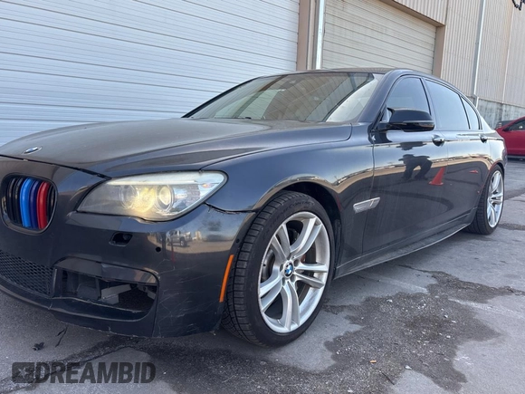 2014 BMW 7 Series ALPINA B7 with VIN WBAYE8C53ED136131, listed as a Copart auction lot 48978925 with 59,417 mi miles and Clean Title. Bid and sale history available at carsss.com. Image 2.