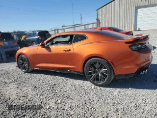 2023 Chevrolet Camaro ZL1 z VIN 1G1FK1R62P0152754, wystawiony jako Copart lot #47596115 z przebiegiem 698 mil mil oraz Szkody całkowita. Historia ofert i sprzedaży dostępna na DreamBid. Obrazek 2.