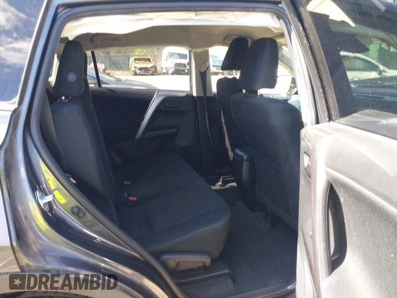2017 Toyota RAV4 LE с VIN JTMBFREV9HJ133622, выставлен на аукционе IAAI как лот 41986286 с пробегом 37 067 миль миль и . История ставок и продаж доступна на DreamBid. Изображение 8.