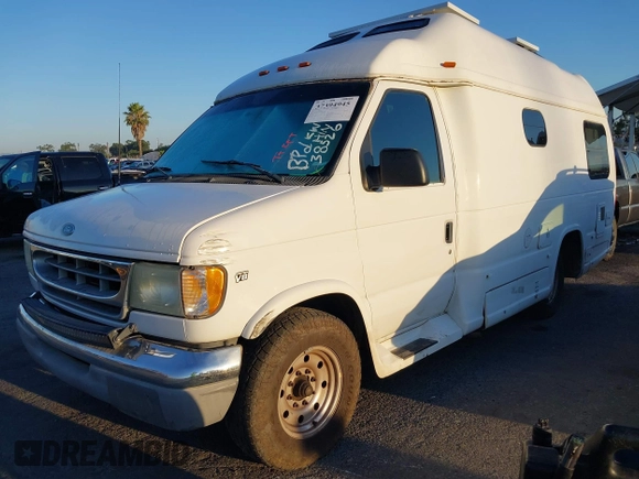 2002 Ford Econoline Cargo z VIN 1FDSE34L72HB41096, wystawiony jako IAAI lot #37394945 z przebiegiem 241 707 mil mil oraz . Historia ofert i sprzedaży dostępna na DreamBid. Obrazek 2.