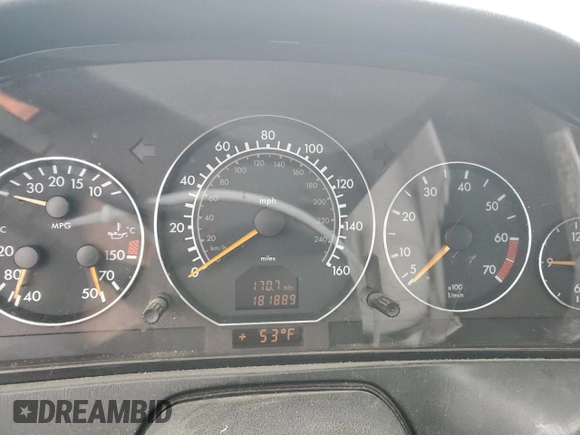 2000 Mercedes-Benz SL-Class with VIN WDBFA68FXYF193025, listed as a Copart auction lot 81906814 with 181,889 mi miles and Clean Title. Bid and sale history available at carsss.com. Image 12.