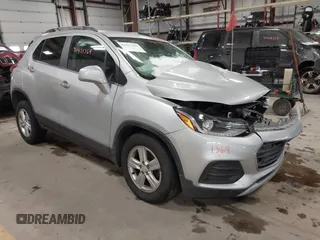 2019 Chevrolet Trax LT with VIN 3GNCJPSB8KL294102, listed as a IAAI auction lot 41431369 with Not Provided miles. Bid and sale history available at carsss.com. Image 1.