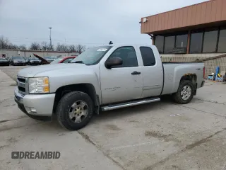 2010 Chevrolet Silverado 1500 LT with VIN 1GCSKSE39AZ155984, listed as a Copart auction lot 52940725 with Not Provided miles and Salvage Title. Bid and sale history available at DreamBid. Image 1.