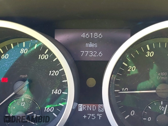 2005 Mercedes-Benz SLK 230/320 z VIN WDBWK56FX5F052512, wystawiony jako IAAI lot #41685458 z przebiegiem 46 186 mil mil oraz . Historia ofert i sprzedaży dostępna na DreamBid. Obrazek 15.
