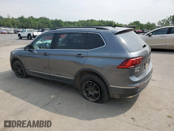 2018 Volkswagen Tiguan SEL with VIN 3VV2B7AX2JM216584, listed as a Copart auction lot 60986525 with 78,641 mi miles and Salvage title. Bid and sale history available at DreamBid. Image 2.