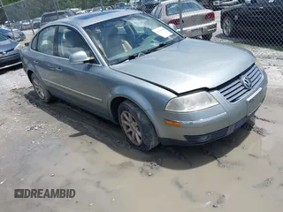 2004 Volkswagen Passat GLS z VIN WVWPD63B24P332392, wystawiony jako IAAI lot #42756188 z przebiegiem 182 901 mil mil oraz . Historia ofert i sprzedaży dostępna na DreamBid. Obrazek 1.