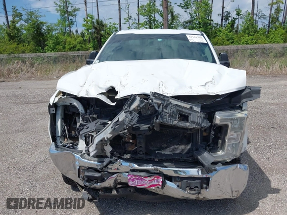 2017 Ford Super Duty F-250 SRW Lariat with VIN 1FT7W2BT6HEF43514, listed as a IAAI auction lot 41101292 with 396,099 mi miles. Bid and sale history available at carsss.com. Image 6.