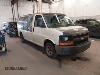 2006 Chevrolet Express Cargo Van with VIN 1GCFG15X261210944, listed as a IAAI auction lot 41443499 with 313,608 mi miles. Bid and sale history available at carsss.com. Image 1.