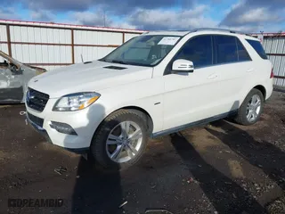 2012 Mercedes-Benz M-Class ML 350 BlueTEC with VIN 4JGDA2EB8CA026182, listed as a IAAI auction lot 41788702 with 97,651 mi miles. Bid and sale history available at carsss.com. Image 18.