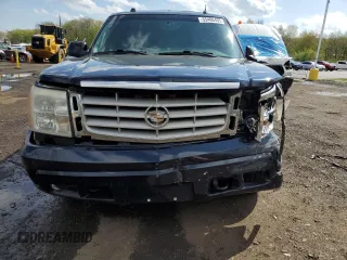 2005 Cadillac Escalade z VIN 1GYEK63NX5R163942, wystawiony jako Copart lot #55406495 z przebiegiem 231 861 mil mil oraz Szkoda całkowita • Salvage title. Historia ofert i sprzedaży dostępna na DreamBid. Obrazek 5.
