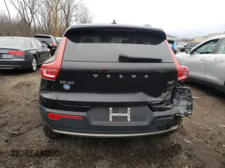 2019 Volvo XC40 Momentum z VIN YV4162UK8K2122135, wystawiony jako Copart lot #36300303 z przebiegiem 22 838 mil mil oraz . Historia ofert i sprzedaży dostępna na DreamBid. Obrazek 6.
