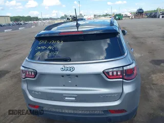 2020 Jeep Compass Limited с VIN 3C4NJDCB2LT132739, выставлен на аукционе IAAI как лот 42258279 с пробегом 111 430 миль миль и . История ставок и продаж доступна на DreamBid. Изображение 16.