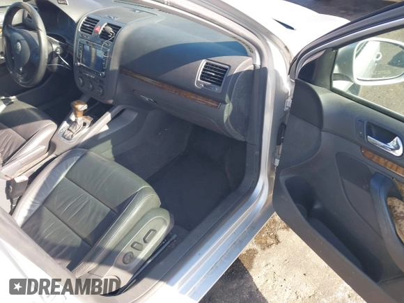 2005 Volkswagen Jetta 2.5L с VIN 3VWDF71K65M608938, выставлен на аукционе IAAI как лот 41880658 с пробегом 108 701 миль миль и . История ставок и продаж доступна на DreamBid. Изображение 5.
