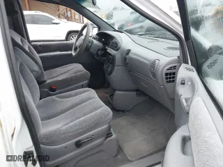 1999 Dodge Caravan SE with VIN 2B4GP44GXXR285795, listed as a IAAI auction lot 41850278 with 2,552,594 mi miles. Bid and sale history available at carsss.com. Image 5.