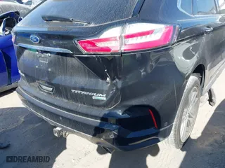 2019 Ford Edge Titanium with VIN 2FMPK3K95KBC57853, listed as a IAAI auction lot 41584769 with 52,932 mi miles. Bid and sale history available at carsss.com. Image 17.