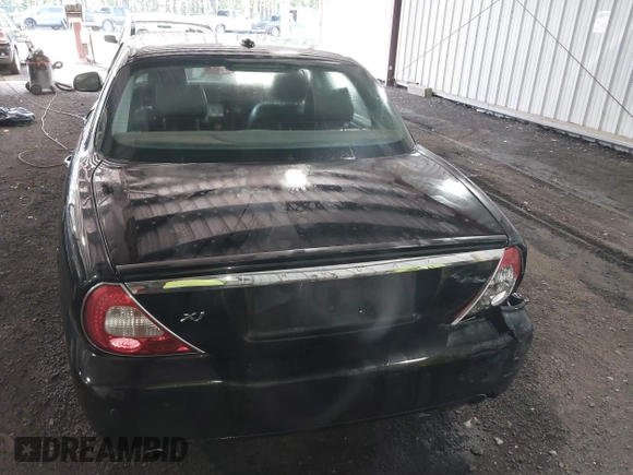 2009 Jaguar XJ 8 LWB with VIN SAJWA79B29SH31572, listed as a IAAI auction lot 42138154 with 147,500 mi miles and . Bid and sale history available at DreamBid. Image 16.