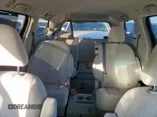 2012 Toyota Sienna LE AAS с VIN 5TDKK3DC7CS183942, выставлен на аукционе Copart как лот 57597305 с пробегом 245 971 миль миль и Списание • Salvage title. История ставок и продаж доступна на DreamBid. Изображение 10.
