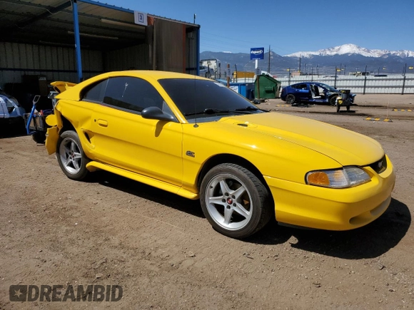 1994 Ford Mustang GT z VIN 1FALP42TXRF174505, wystawiony jako Copart lot #56387495 z przebiegiem 46 867 mil mil oraz Szkoda całkowita • Salvage title. Historia ofert i sprzedaży dostępna na DreamBid. Obrazek 4.