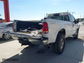 2006 Ford Super Duty F-250 XL with VIN 1FTNF21536EC81197, listed as a IAAI auction lot 41467819 with 336,567 mi miles. Bid and sale history available at carsss.com. Image 4.