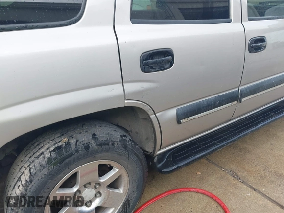 2004 Chevrolet Tahoe Z71 with VIN 1GNEK13T64R160193, listed as a IAAI auction lot 42544720 with 267,764 mi miles and . Bid and sale history available at DreamBid. Image 6.