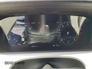 2018 Land Rover Range Rover Velar R-Dynamic SE с VIN SALYL2RX8JA708250, выставлен на аукционе Copart как лот 58266525 с пробегом 92 552 миль миль и Чистый • Clean title. История ставок и продаж доступна на DreamBid. Изображение 9.