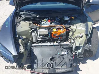 2024 Tesla Model 3 z VIN 5YJ3E1EA6RF747946, wystawiony jako IAAI lot #42042903 z przebiegiem 13 999 mil mil oraz . Historia ofert i sprzedaży dostępna na DreamBid. Obrazek 10.