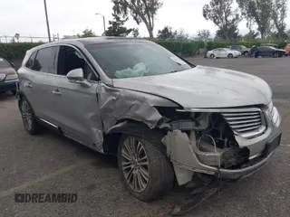 2016 Lincoln MKX Reserve with VIN 2LMTJ8LR3GBL52307, listed as a IAAI auction lot 35271548 with 55,940 mi miles. Bid and sale history available at carsss.com. Image 1.