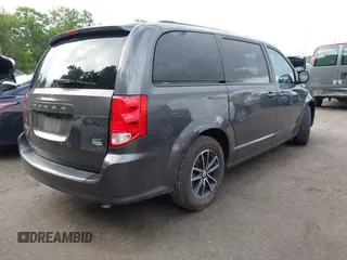 2019 Dodge Grand Caravan GT with VIN 2C4RDGEG2KR520641, listed as a IAAI auction lot 42205724 with 207,387 mi miles and . Bid and sale history available at DreamBid. Image 4.