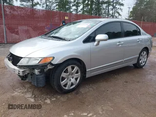 2006 Honda Civic LX z VIN 1HGFA16546L005713, wystawiony jako IAAI lot #41554770 z przebiegiem 110 545 mil mil oraz . Historia ofert i sprzedaży dostępna na DreamBid. Obrazek 2.