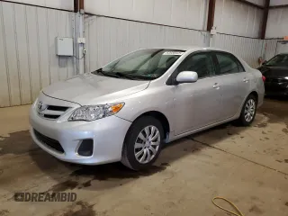 2012 Toyota Corolla L z VIN 2T1BU4EE1CC845944, wystawiony jako Copart lot #52688325 z przebiegiem Nie podano mil oraz Szkoda całkowita • Salvage title. Historia ofert i sprzedaży dostępna na DreamBid. Obrazek 1.