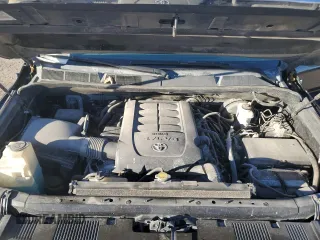 2016 Toyota Tundra SR5 z VIN 5TFDW5F15GX518409, wystawiony jako Copart lot #46624445 z przebiegiem 111 452 mil mil oraz Szkoda całkowita • Salvage title. Historia ofert i sprzedaży dostępna na DreamBid. Obrazek 11.