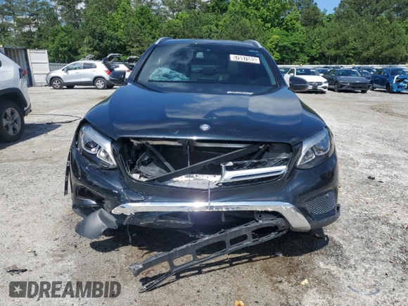 2018 Mercedes-Benz GLC 300 z VIN WDC0G4JB0JV090459, wystawiony jako Copart lot #57097585 z przebiegiem 104 690 mil mil oraz Czysty tytuł • Clean title. Historia ofert i sprzedaży dostępna na DreamBid. Obrazek 5.