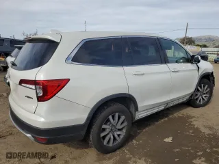 2019 Honda Pilot EX-L with VIN 5FNYF6H57KB063038, listed as a Copart auction lot 47281855 with 109,761 mi miles and Salvage Title. Bid and sale history available at carsss.com. Image 3.