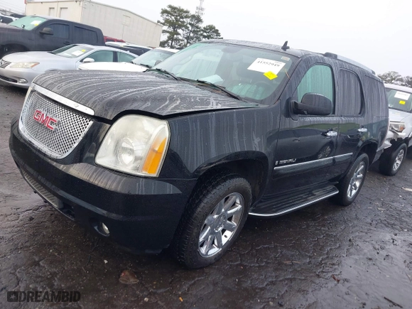 2007 GMC Yukon Denali with VIN 1GKFK63857J238783, listed as a IAAI auction lot 41552949 with 188,298 mi miles. Bid and sale history available at carsss.com. Image 17.