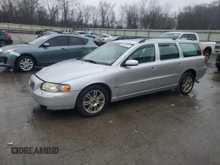 2006 Volvo V70 2.4L with VIN YV1SW612062556973, listed as a Copart auction lot 52235015 with 114,431 mi miles and Salvage Title. Bid and sale history available at DreamBid. Image 1.
