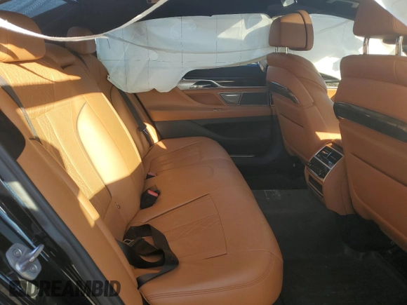 2018 BMW 7 Series 740i xDrive with VIN WBA7E4C53JGV23968, listed as a Copart auction lot 77244814 with 0 mi miles and Salvage Title. Bid and sale history available at carsss.com. Image 10.