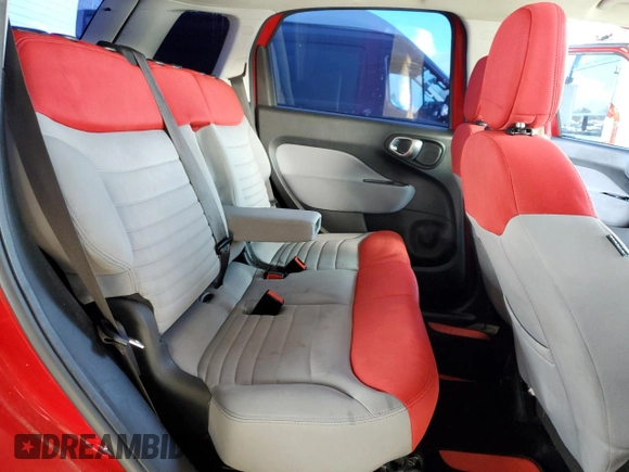 2014 FIAT 500L Easy z VIN ZFBCFABH9EZ001237, wystawiony jako Copart lot #49286045 z przebiegiem 131 824 mil mil oraz Szkoda całkowita • Salvage title. Historia ofert i sprzedaży dostępna na DreamBid. Obrazek 10.