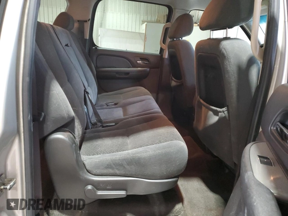 2008 Chevrolet Suburban Commercial with VIN 3GNGK26K28G309111, listed as a Copart auction lot 80510184 with 140,242 mi miles and Salvage Title. Bid and sale history available at carsss.com. Image 11.