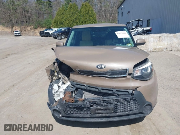 2014 Kia Soul with VIN KNDJN2A20E7060330, listed as a IAAI auction lot 42072889 with 98,157 mi miles. Bid and sale history available at carsss.com. Image 6.
