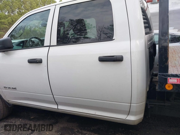 2020 Ram 2500 Tradesman with VIN 3C7WR4HJXLG201931, listed as a IAAI auction lot 41832892 with 86,215 mi miles. Bid and sale history available at carsss.com. Image 14.