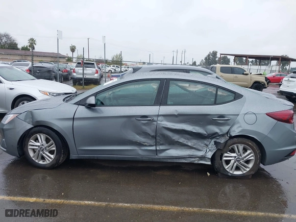 2019 Hyundai Elantra Preferred with VIN KMHD84LF5KU749255, listed as a IAAI auction lot 41712929 with 58,579 mi miles. Bid and sale history available at carsss.com. Image 14.