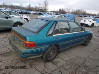 1993 Ford Escort with VIN 1FAPP14J4PW287522, listed as a Copart auction lot 47054555 with 547,514 mi miles and Salvage title. Bid and sale history available at DreamBid. Image 3.