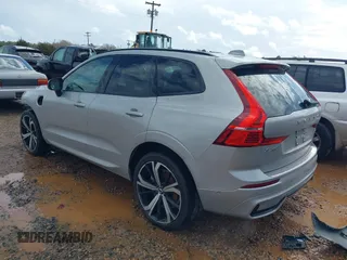 2022 Volvo XC60 Recharge Plug-In Hybrid R-Design with VIN YV4BR0DM4N1914570, listed as a IAAI auction lot 41709721 with 35,092 mi miles. Bid and sale history available at carsss.com. Image 3.