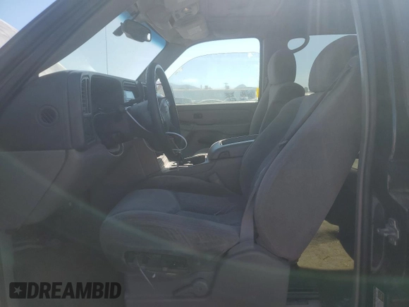 2005 Chevrolet Avalanche LS with VIN 3GNEC12Z55G280829, listed as a Copart auction lot 77655274 with 200,084 mi miles and Clean Title. Bid and sale history available at DreamBid. Image 7.
