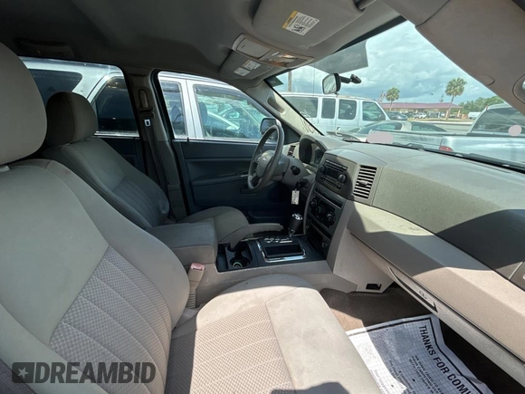 2006 Jeep Grand Cherokee Laredo with VIN 1J4GS48K66C248812, listed as a Copart auction lot 55764035 with 210,259 mi miles and Clean Title. Bid and sale history available at carsss.com. Image 5.
